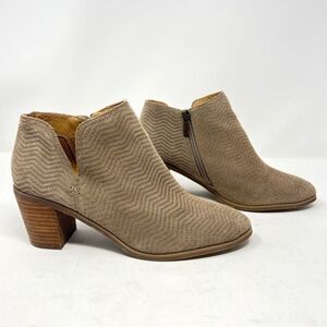 Lucky Brand Parnesa Cinder Taupe Tan Chevron Perforated Suede Ankle Bootie 9.5